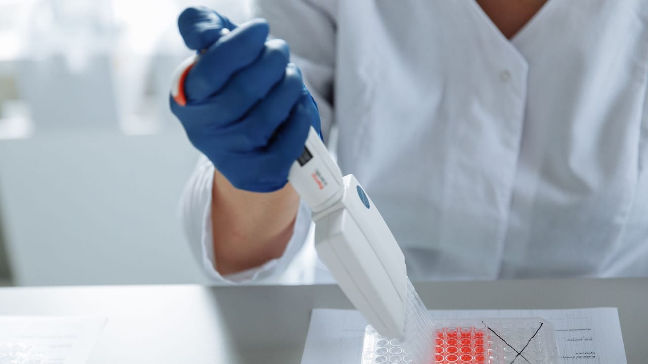 Ultra-short-acting Insulin Analogues for Adults with Type 1 Diabetes: What the Research Shows