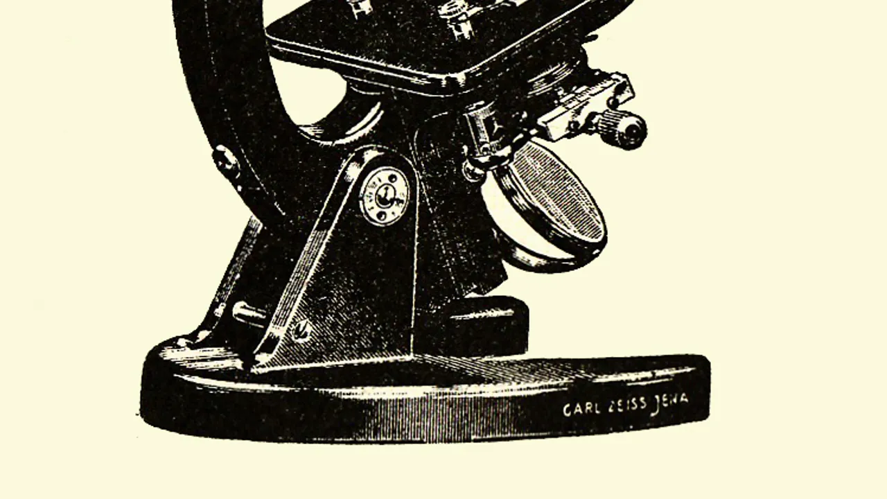 Microscope